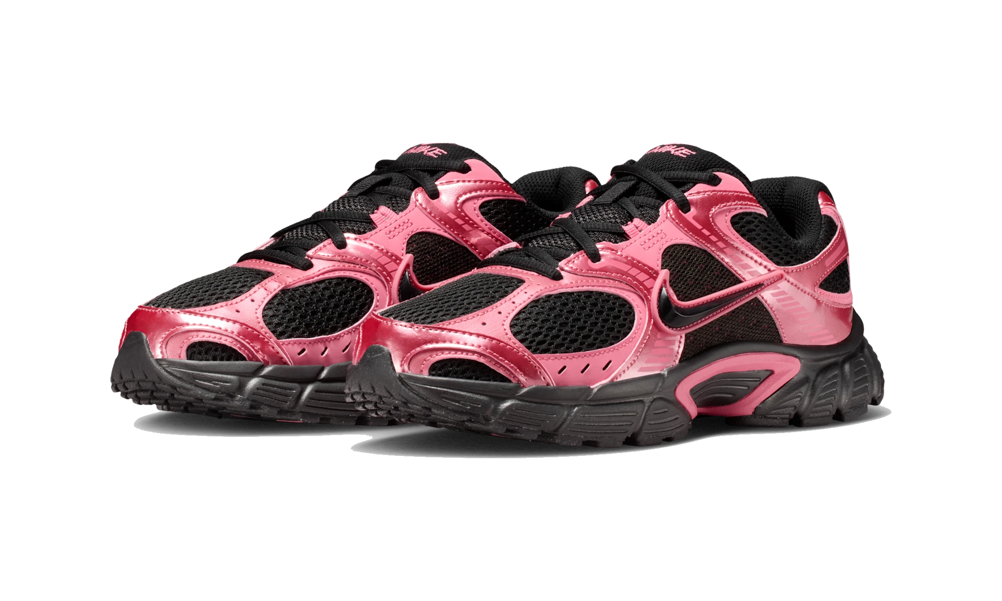 Nike V5 RNR shoes with reflective accents Black/Peony/Black