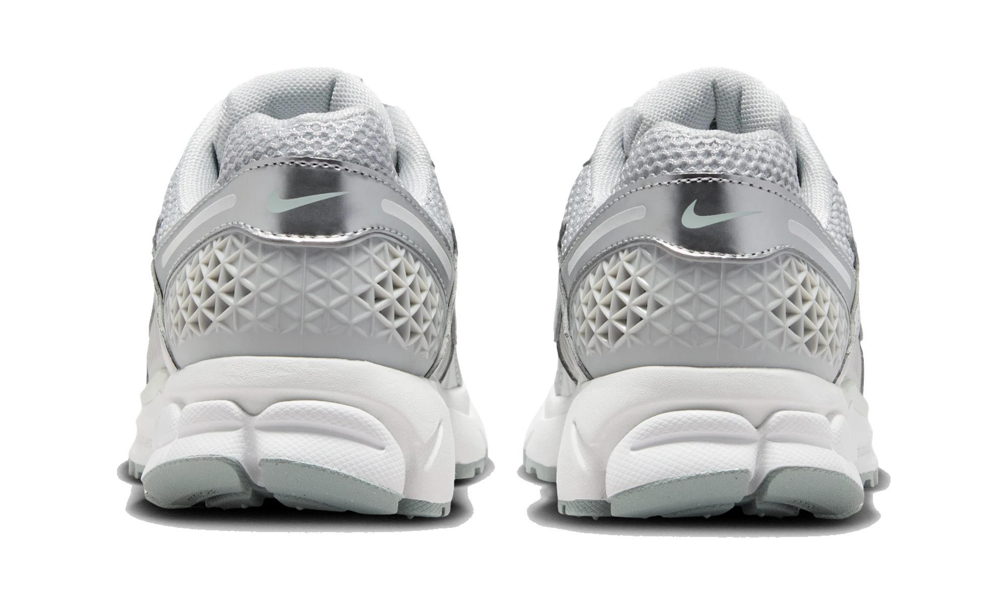 Nike Zoom Vomero 5 shoes with reflective accents Grey Fog/Off-White/Spruce Aura/Grey Fog