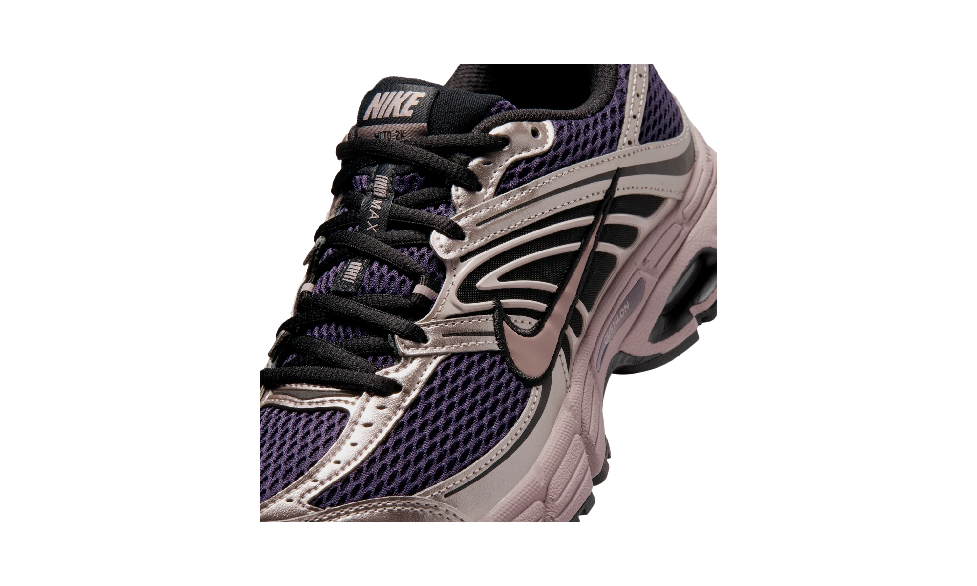 Nike Air Max Moto 2K shoes with reflective accents Purple Dynasty/Platinum Violet/Black/Light Violet Ore