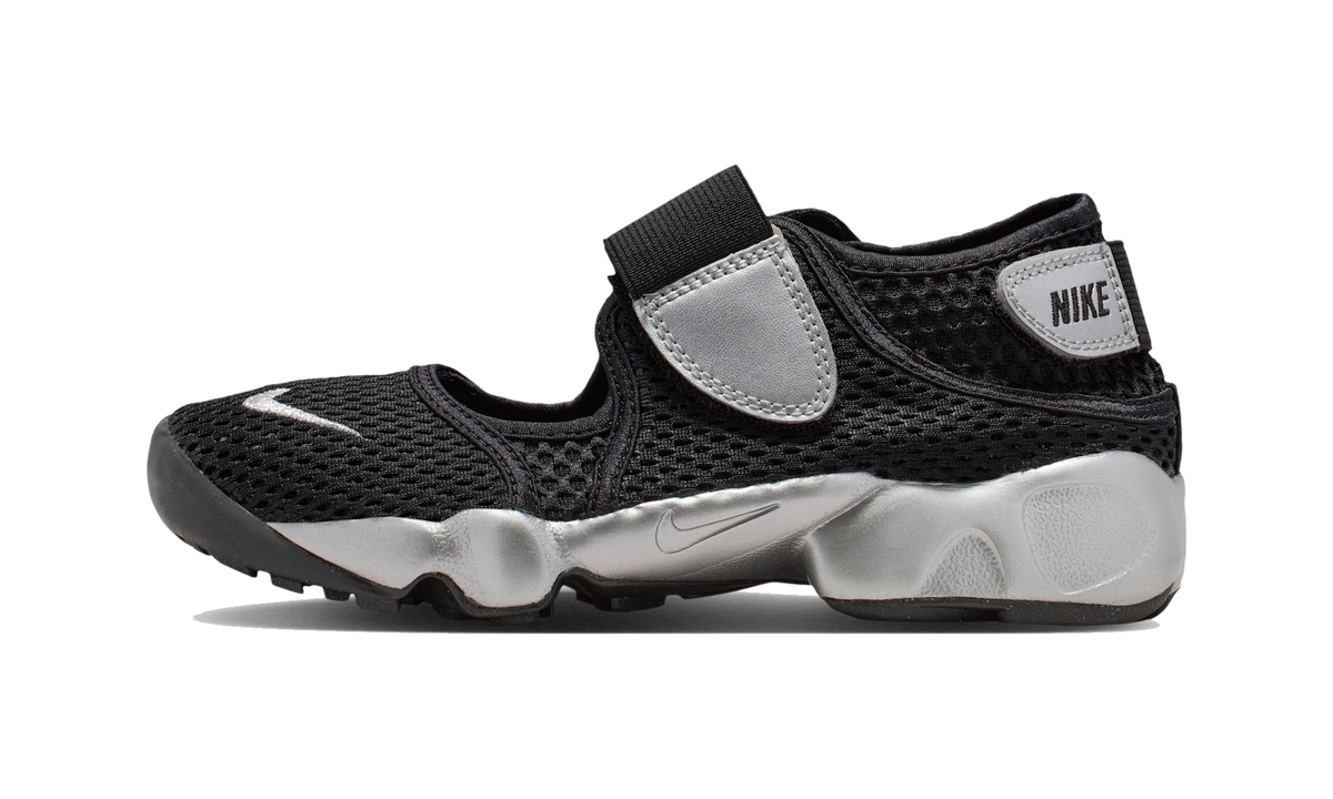 Nike Rift 2 SE Big/Younger Kids' Shoes Black/Metallic Silver