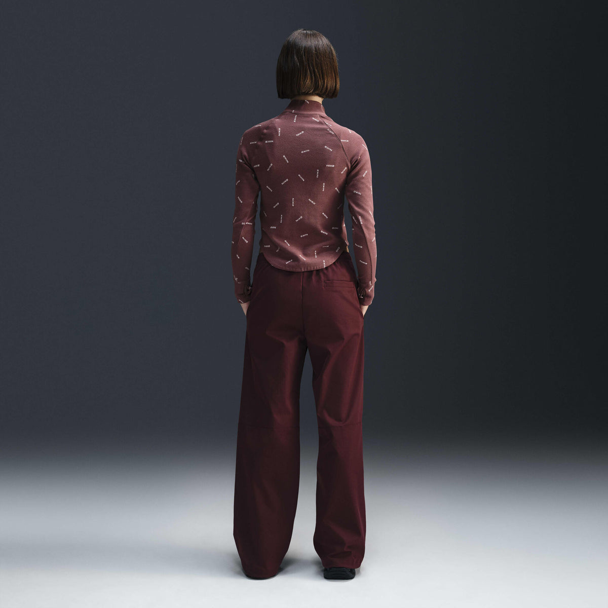 Nike Sportswear Collection Slim 1/2-Zip Long-Sleeve Logo Top Red Sepia/Light Orewood Brown/Red Sepia - Sneak