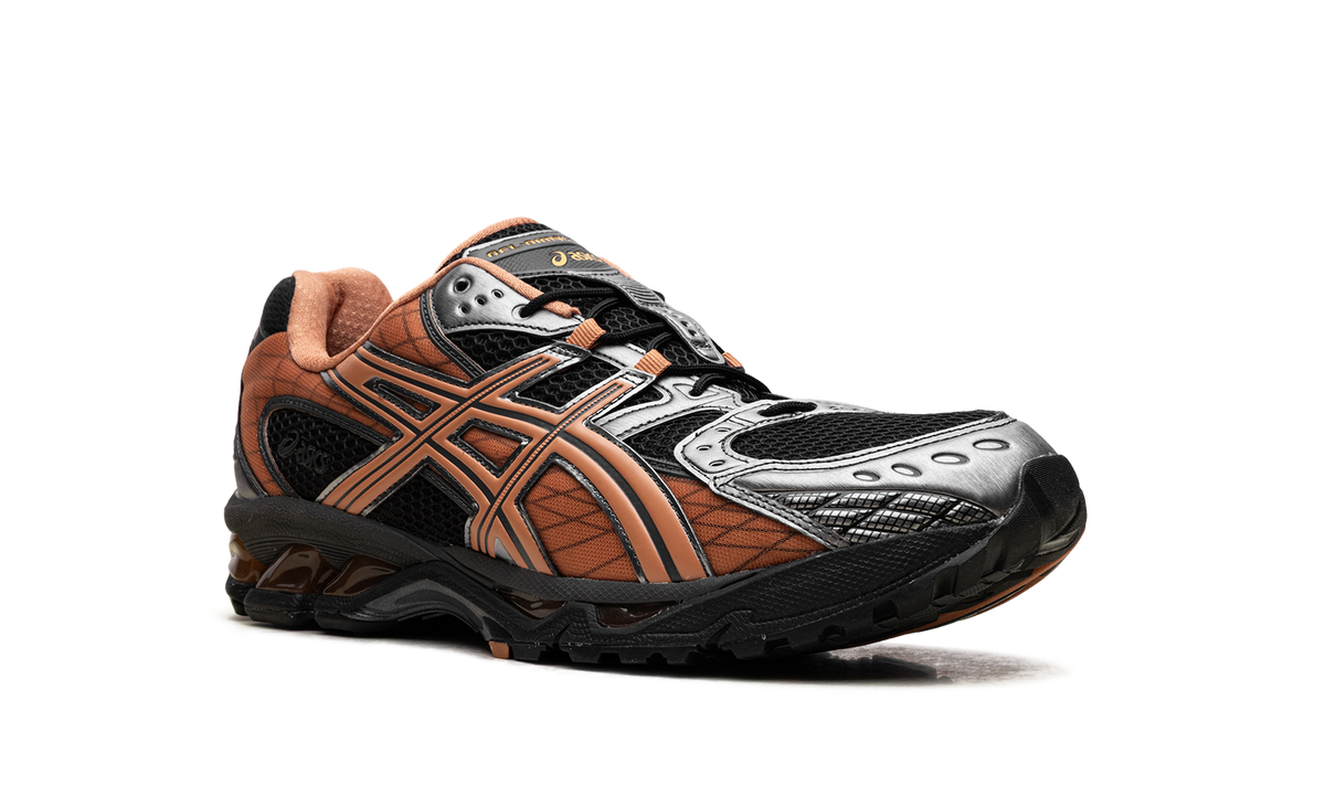 ASICS Gel-Nimbus 10.1 Black Rust Orange