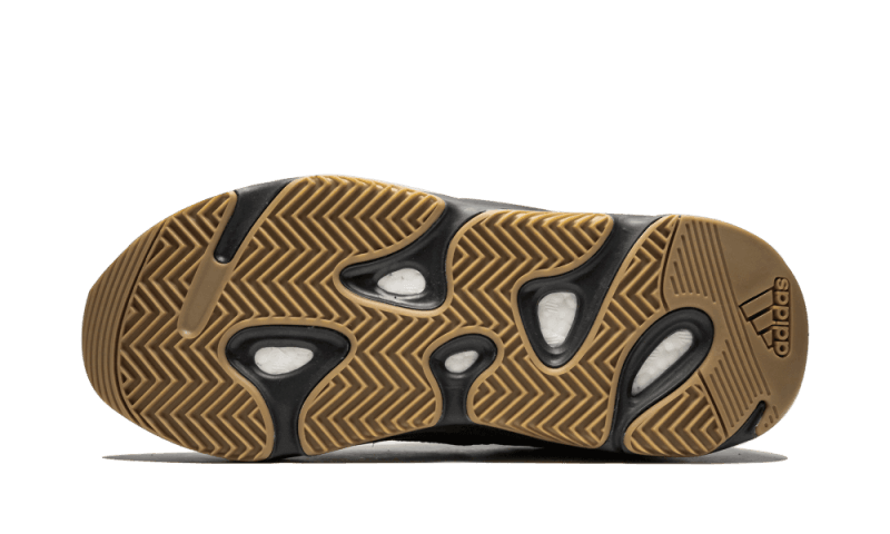 Adidas Yeezy Boost 700 Utility Black, Utility Black/Utility Black/Utility Black (FV5304)