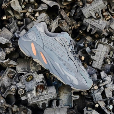 Adidas Yeezy Boost 700 V2 Inertia