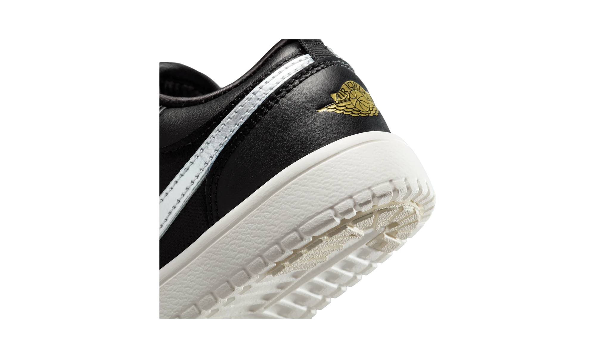 Air Jordan 1 Low Alt SE Black Silver Sail Gold (PS)
