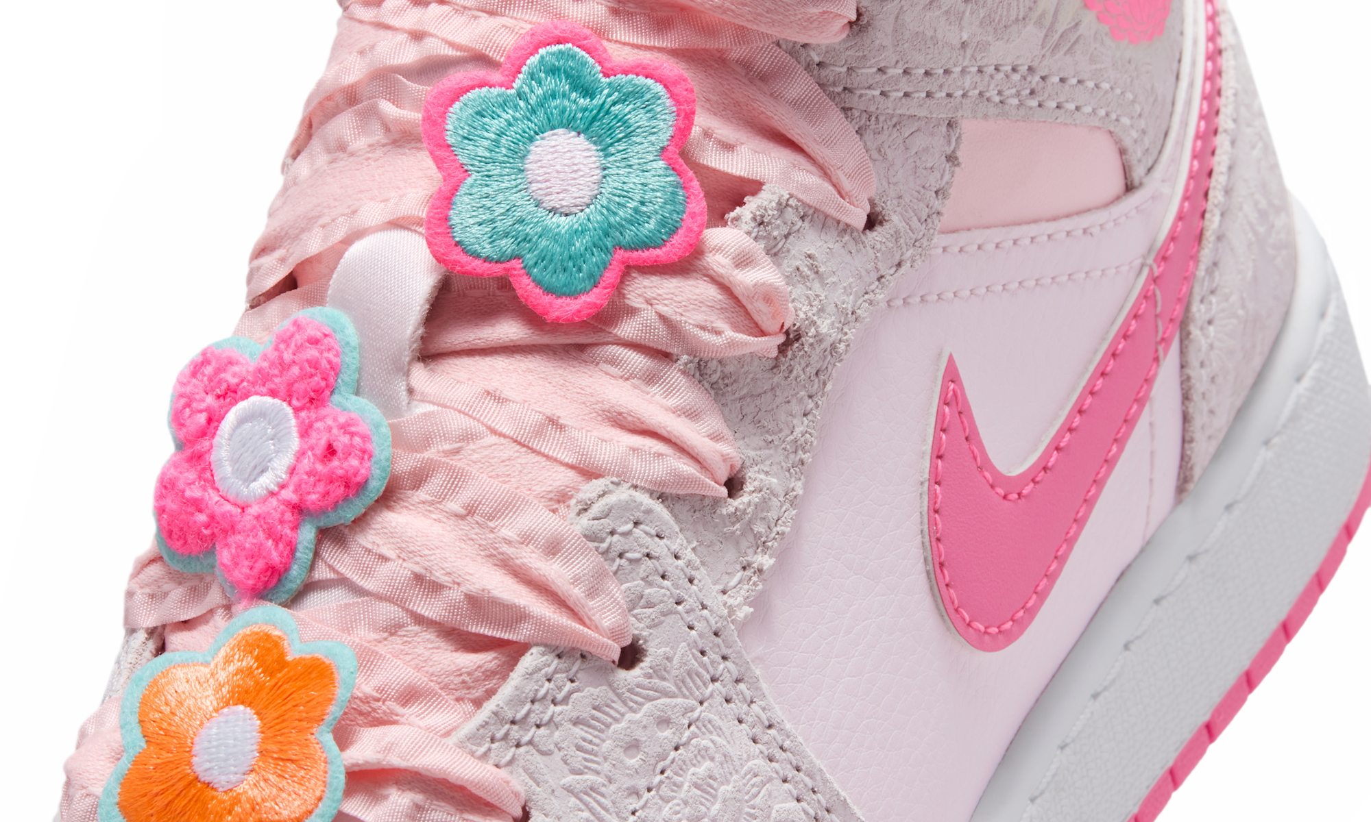 Air Jordan 1 Mid ALT SE Spring Flowers