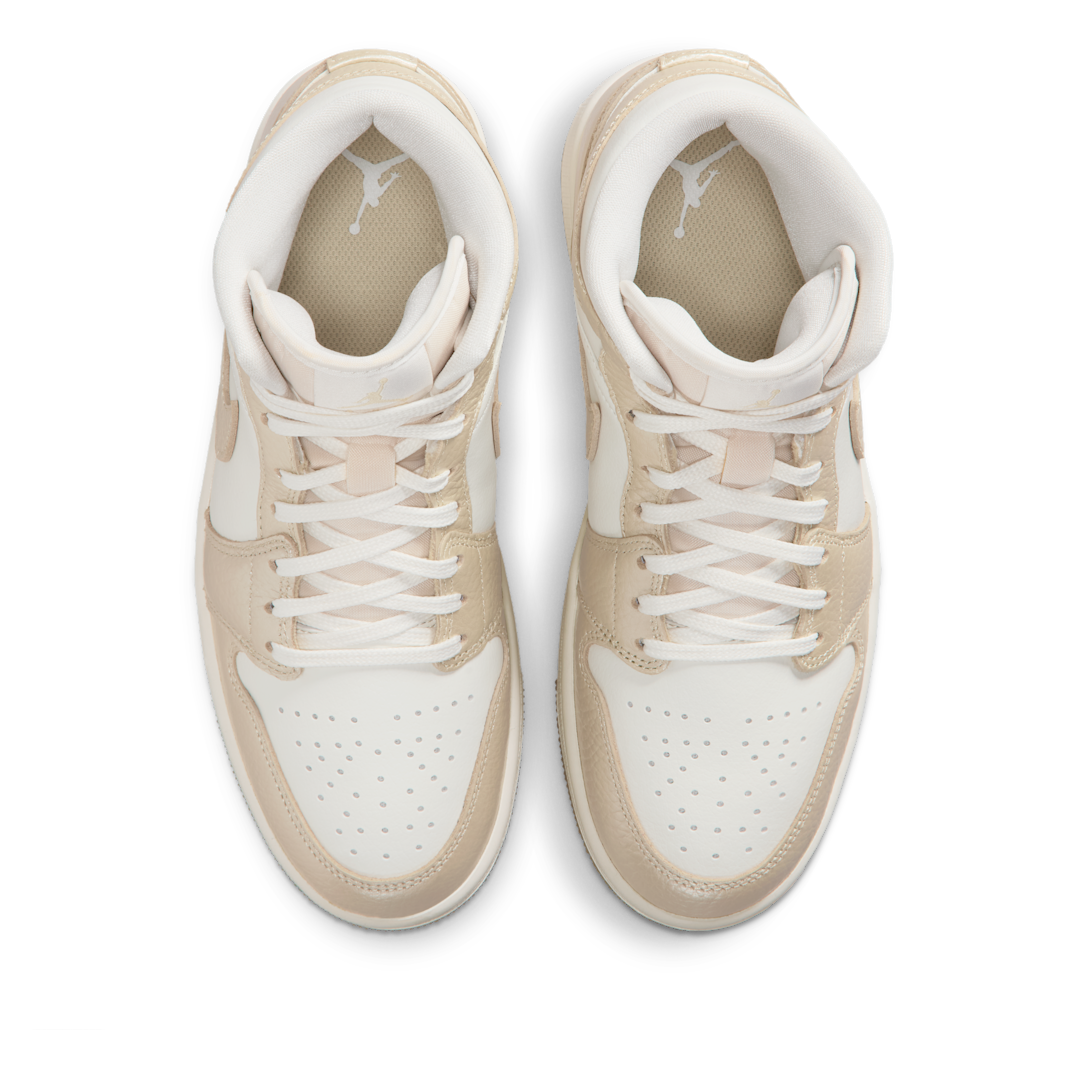 Air Jordan 1 Mid SE Metallic Team Gold, Sail/Pale Ivory/Team Gold (HV5159-100)