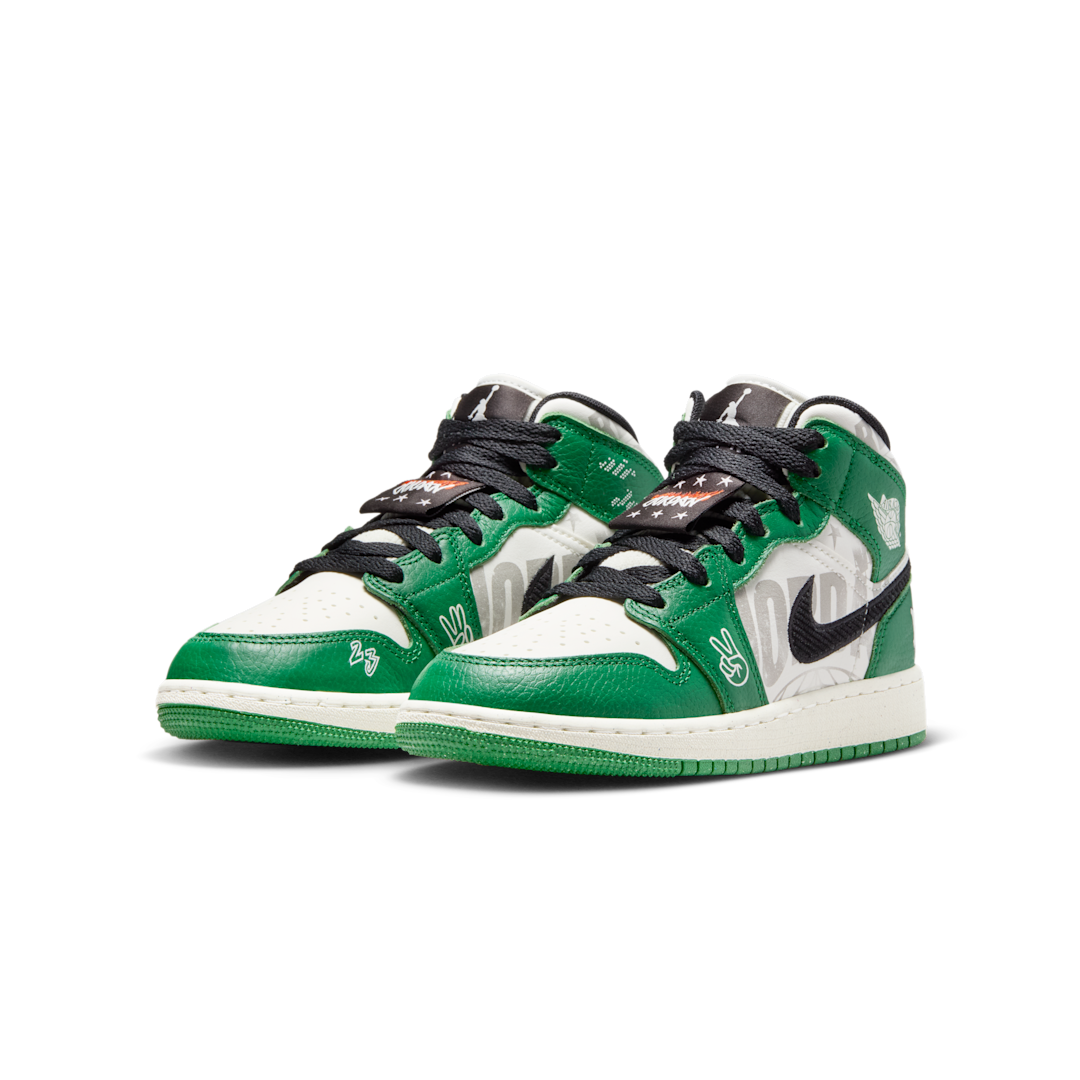 Air Jordan 1 Mid SE Overbranded