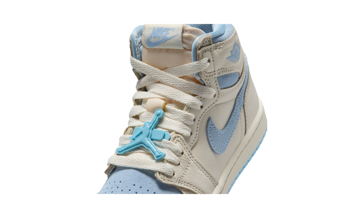 Air Jordan 1 Retro High OG Pale Ivory Psychic Blue (PS)