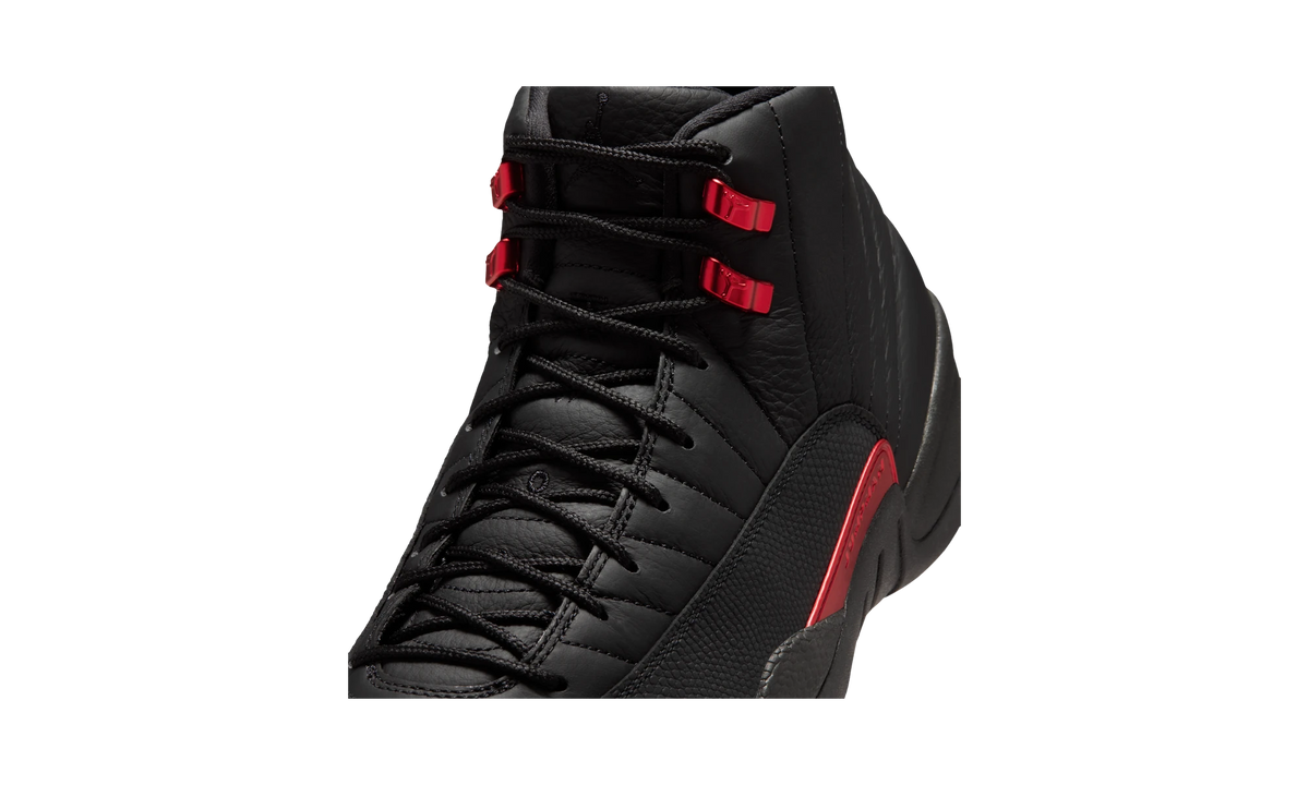 Air Jordan 12 Retro Bloodline
