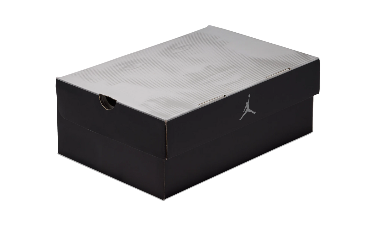 Air Jordan 12 Retro Bloodline