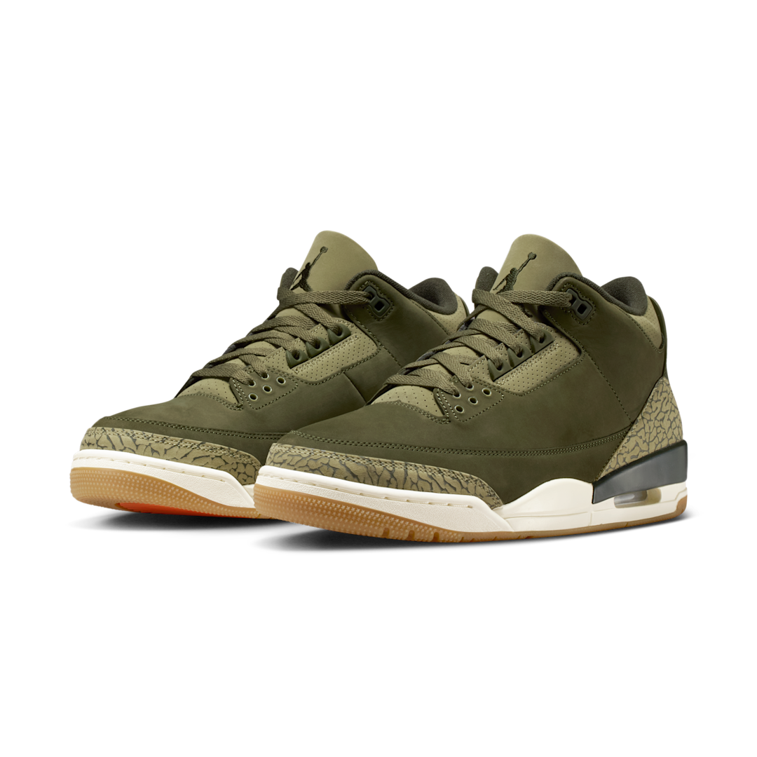 Air Jordan 3 Retro Family Affair, Medium Olive/Sequoia/Neutral Olive/Sail/Total Crimson (DN3707-202)