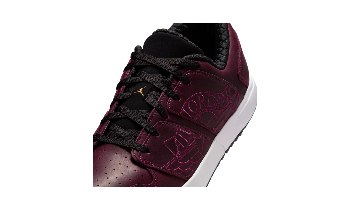 Air Jordan Nu Retro 1 Low Golf Bordeaux