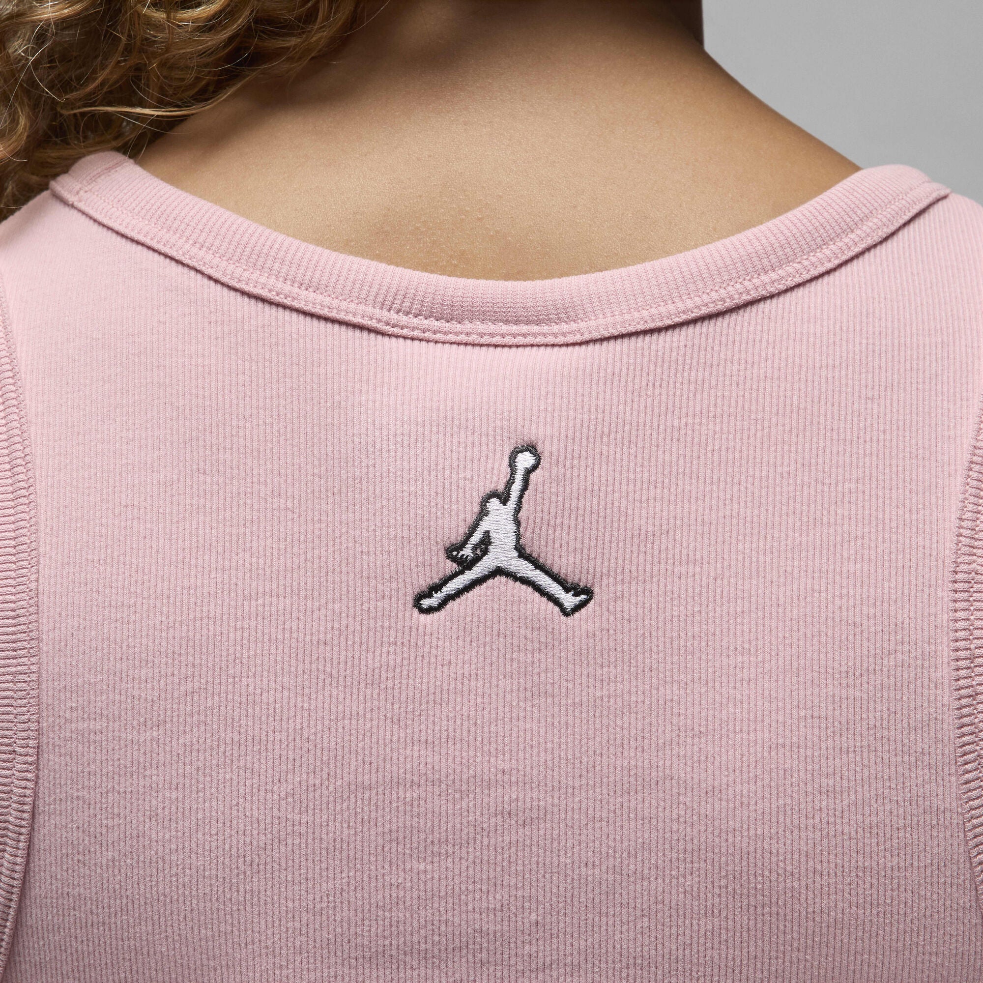 Air Jordan Tank Pink Glaze - Sneak