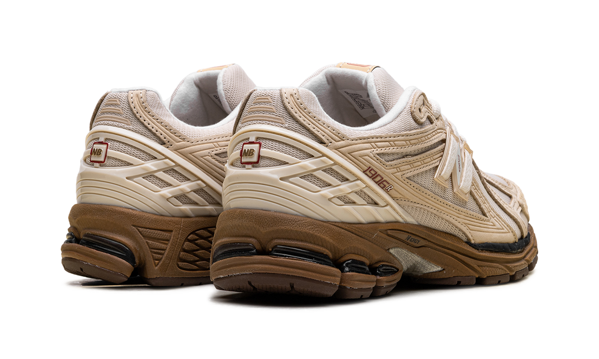 New Balance 1906R Randomevent The Sweetness of Kin