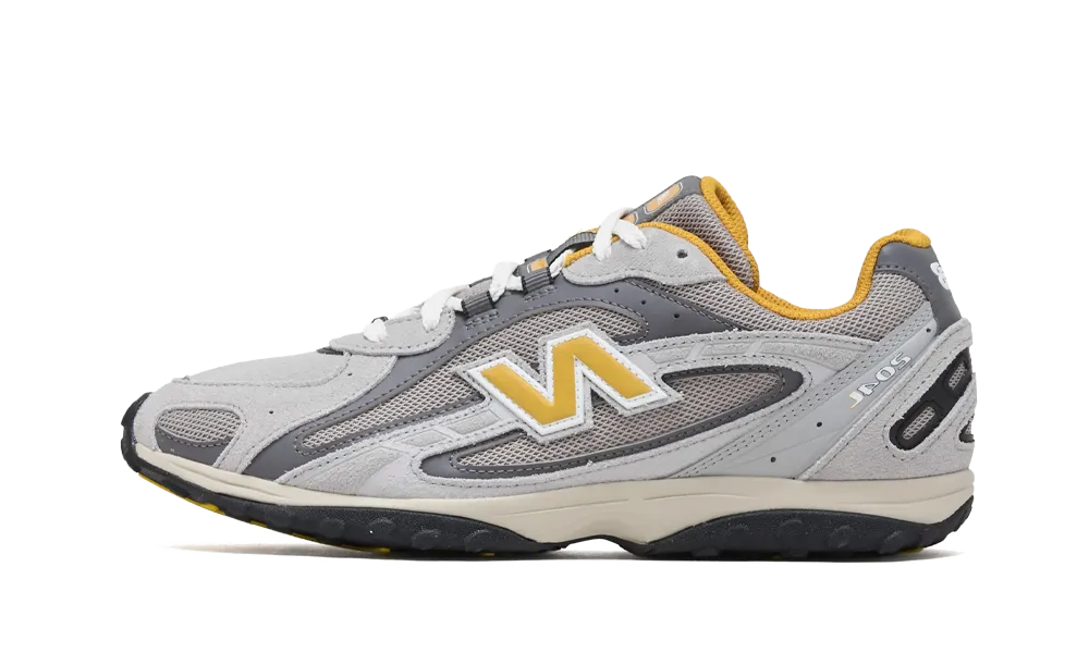 New Balance 204L Raincloud Baroque Gold
