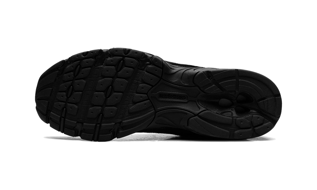 New Balance 509 Triple Black