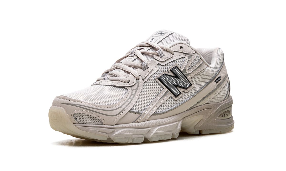 New Balance 740 Lunar New Year (2025)