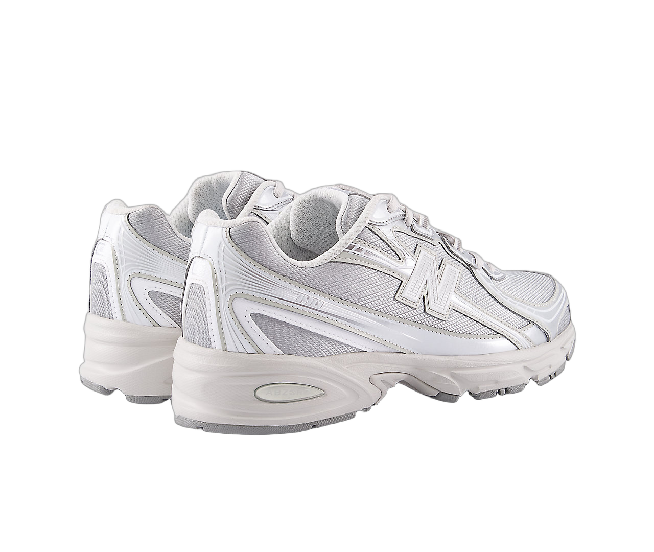 New Balance 740 Metallic Silver