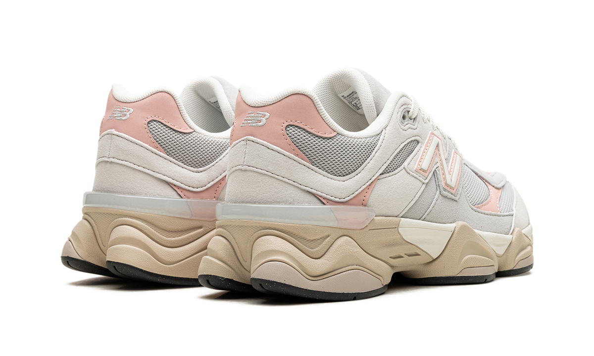 New Balance 9060 Grey Pink