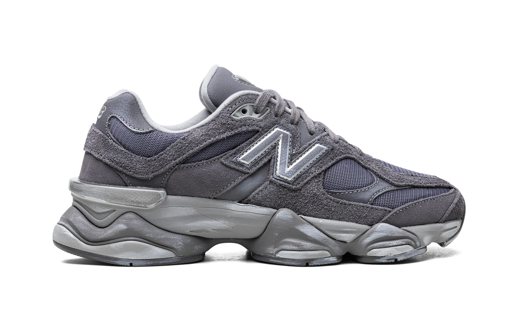 New Balance 9060 Magnet