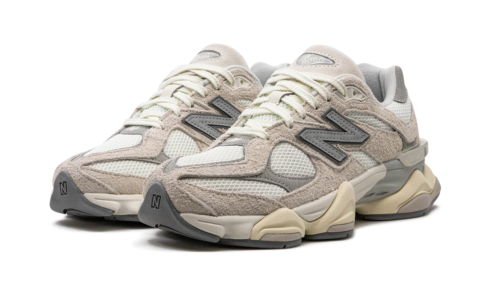 New Balance 9060 Moonbeam Sea Salt