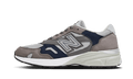 New Balance 920 Grey Black