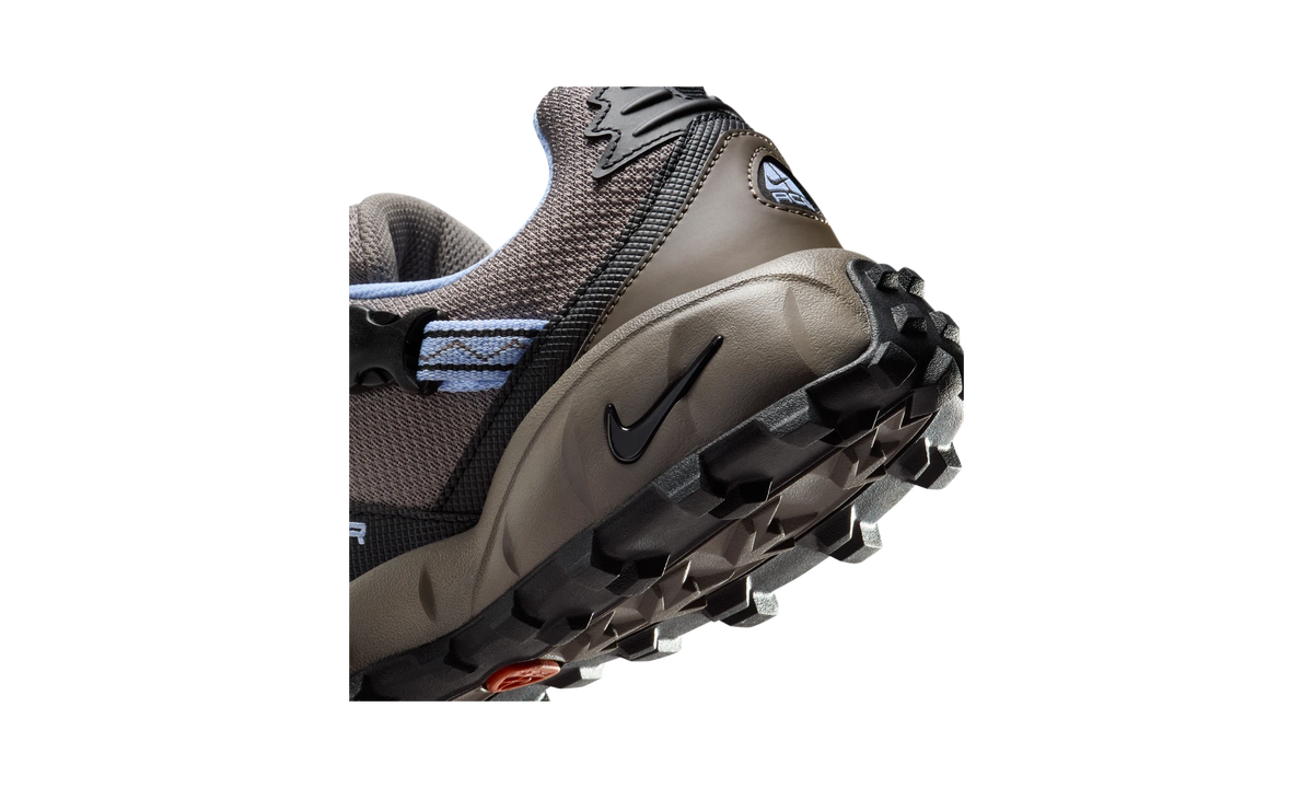 Nike ACG Phassad Cave Stone Aluminum