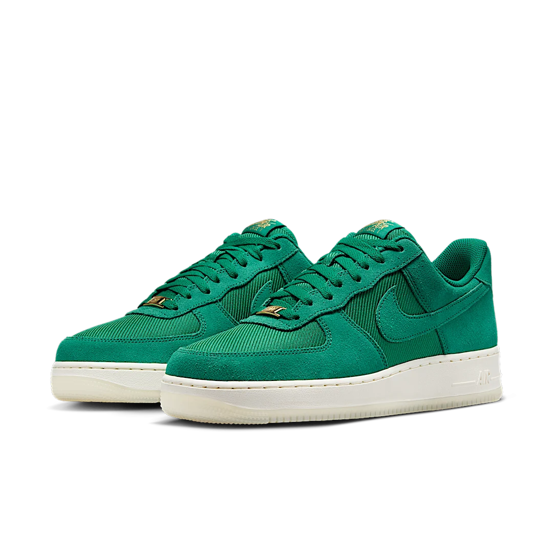 Nike Air Force 1 Low '07 LV8 Malachite Pale Ivory Metallic Gold, Malachite/Pale Ivory/Metallic Gold/Malachite (FZ5222-300)