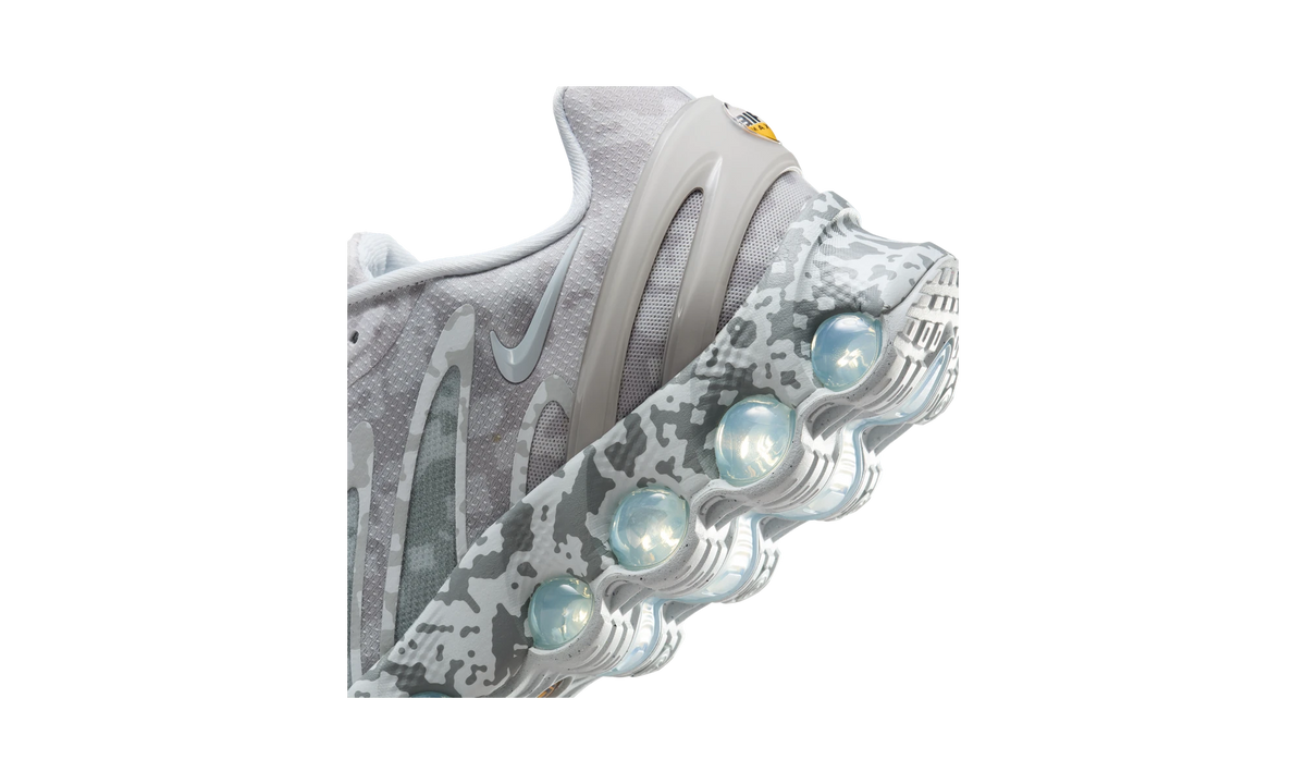 Nike Air Max Dn8 SP Cav Empt Silver Lilac