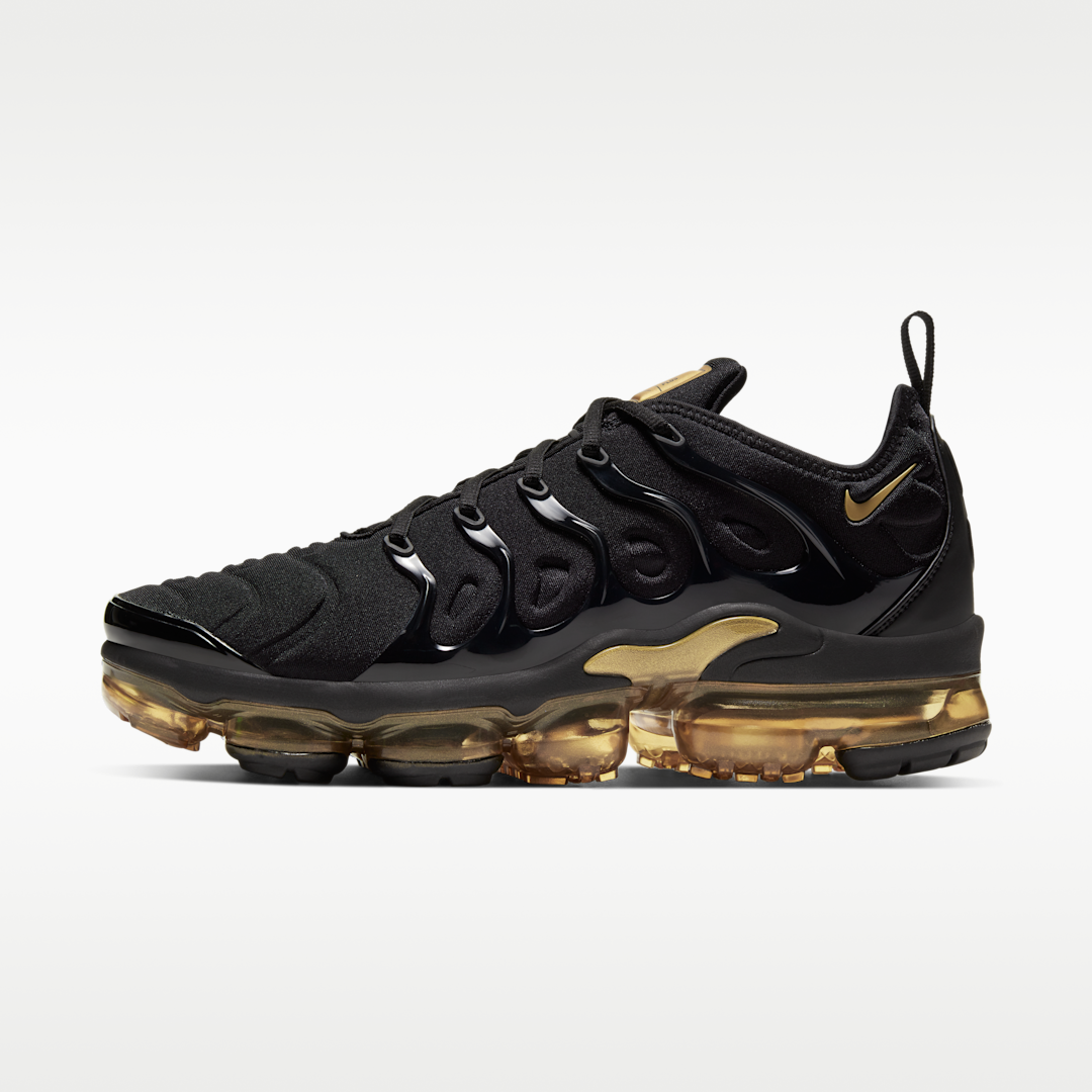 Nike Air VaporMax Plus Black Metallic Gold