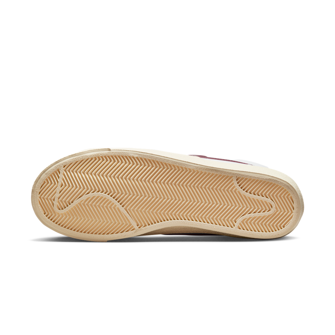 Nike Blazer Mid 77 SE Sisterhood - Sneak
