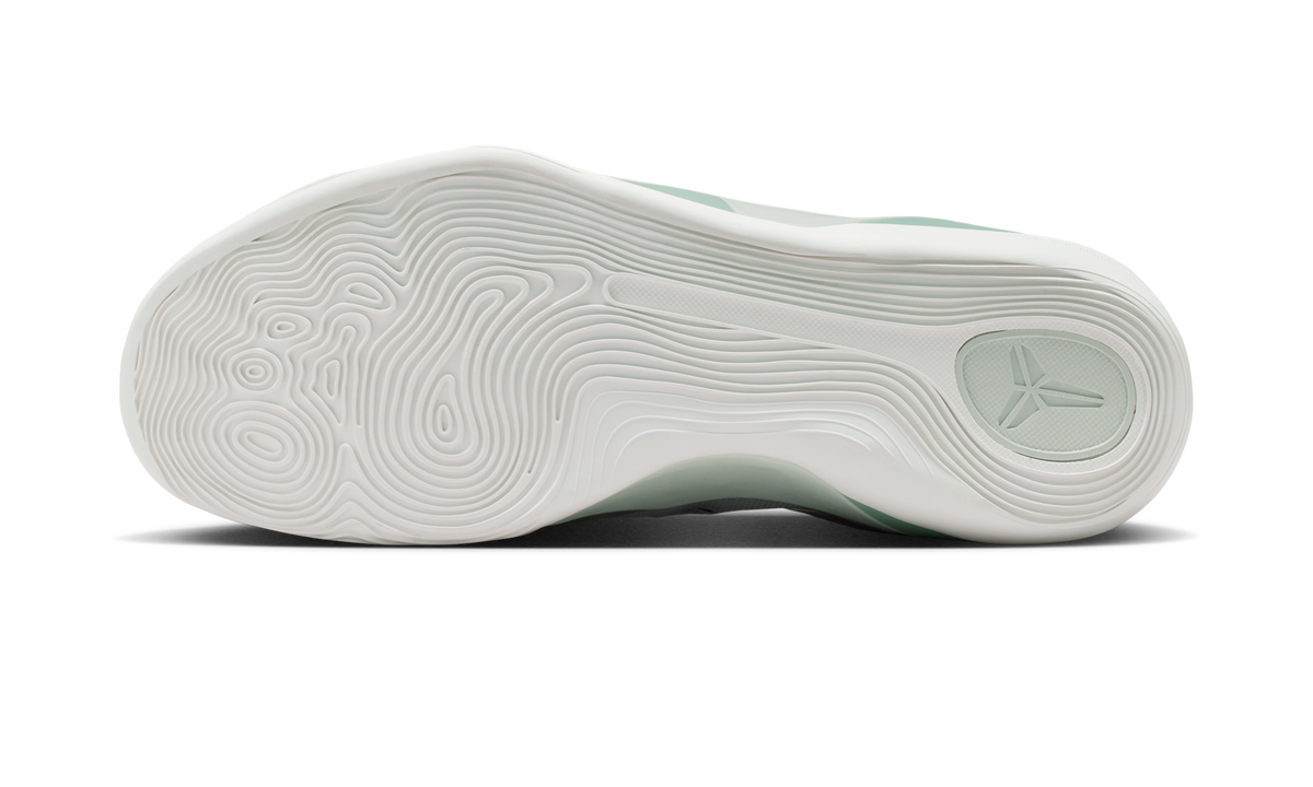 Nike Kobe 9 EM Low Protro Light Silver Steam