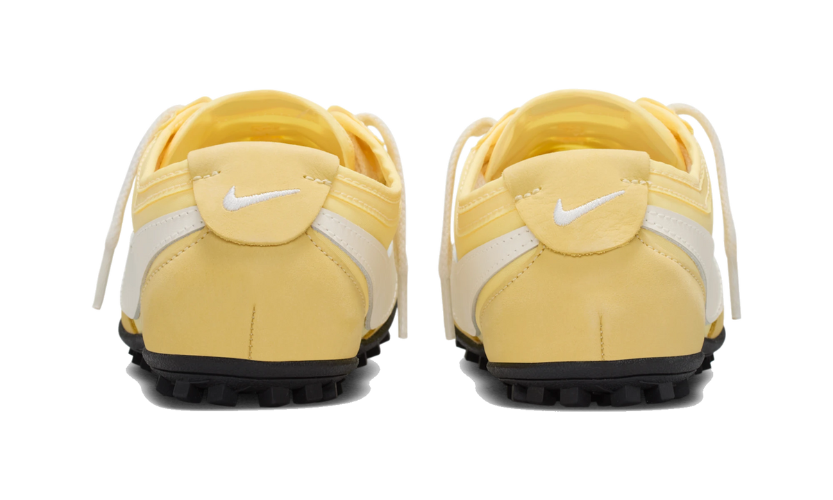 Nike Moon Shoe OG Soft Yellow Black Soft Pearl