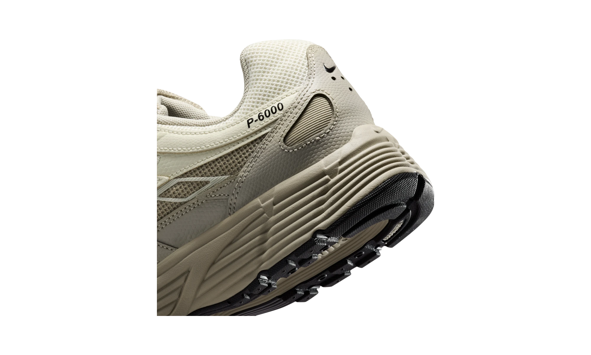 Nike P-6000 Premium Coconut Mild Black Beach