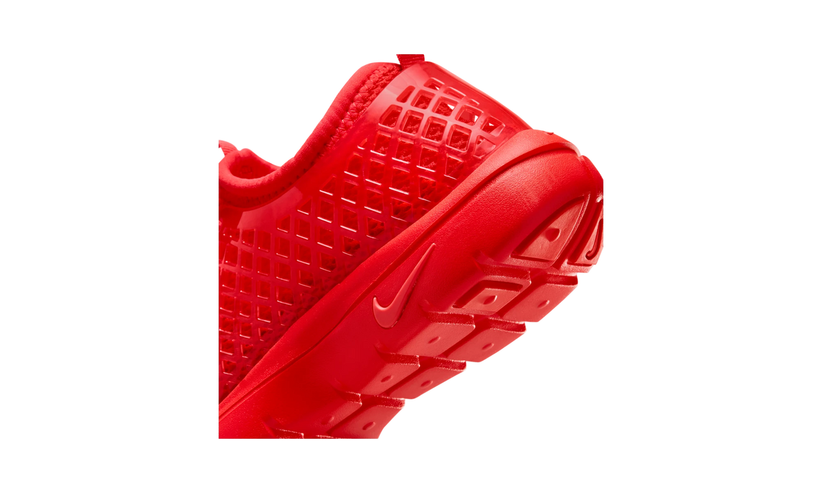 Nike Rejuven8 Run OG SP Jelly Light Crimson