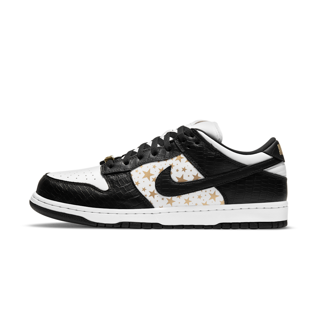 Nike SB Dunk Low Supreme Stars Black (2021) - Sneak