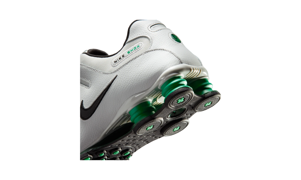 Nike Shox NZ Grey Fog Stadium Green Black