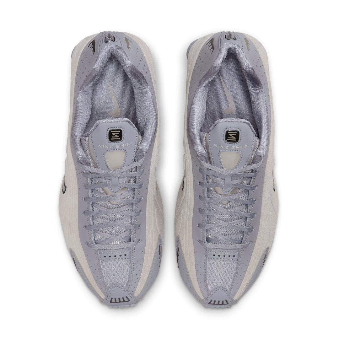 Nike Shox R4 Cement Grey Black, Cement Grey/College Grey/Metallic Silver/Black (HQ7739-001)