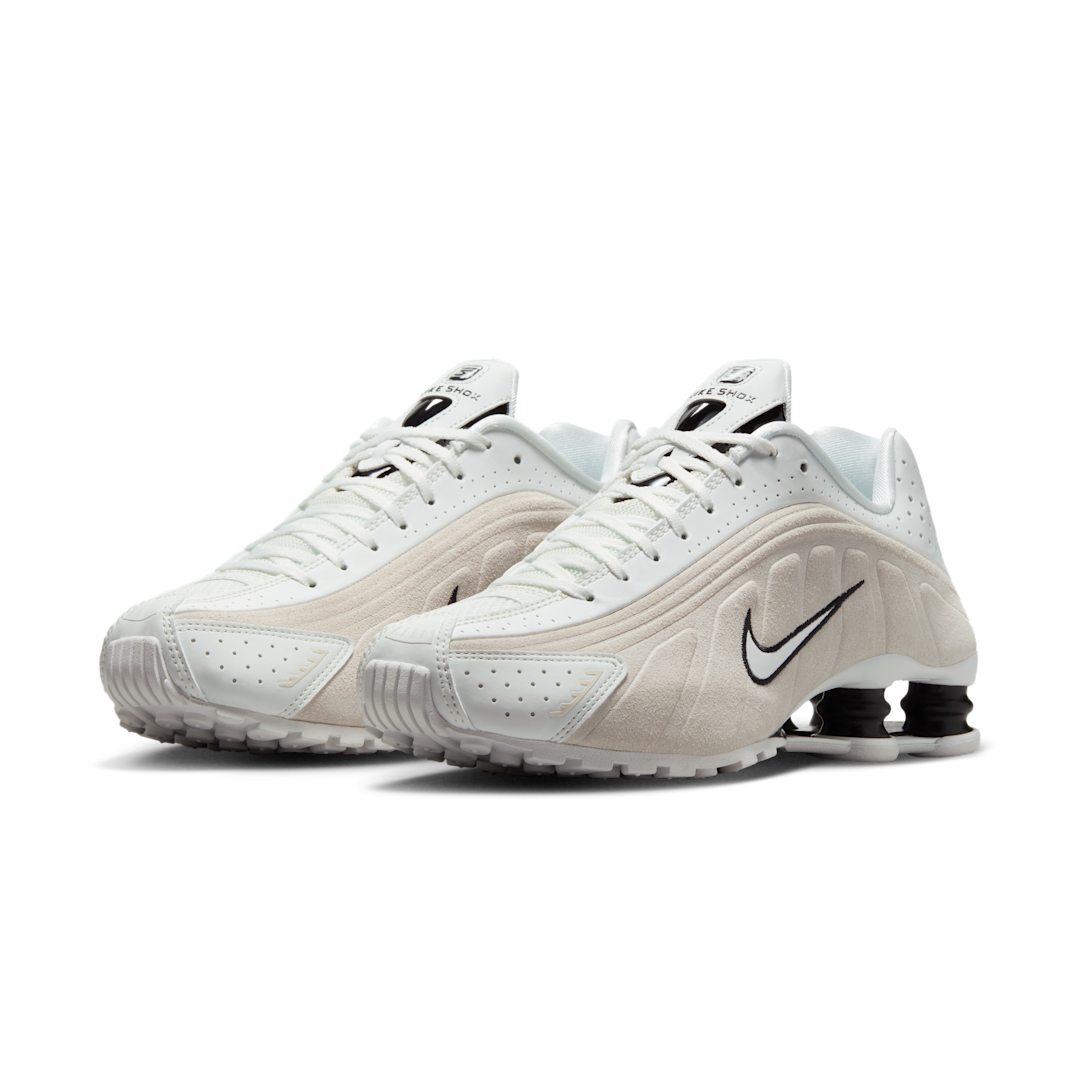 Nike Shox R4 White Black Suede, Summit White/Light Orewood Brown/Black (HQ7739-100)