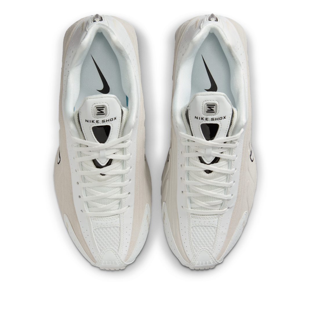 Nike Shox R4 White Black Suede, Summit White/Light Orewood Brown/Black (HQ7739-100)