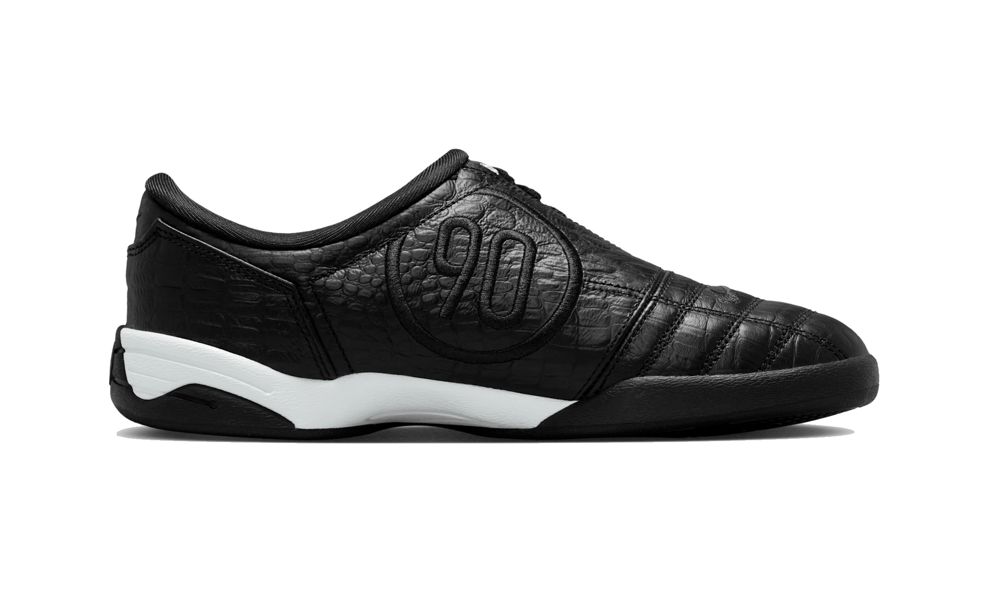 Nike Total 90 Black White