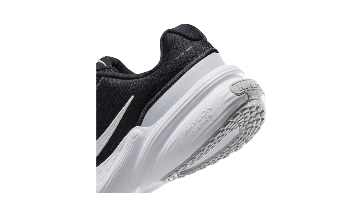 Nike Uplift SC Black White