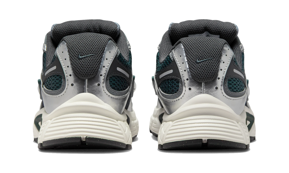 Nike V5 RNR Seaweed Metallic Silver