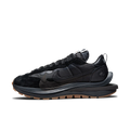 Nike Vaporwaffle sacai Black Gum