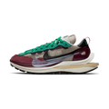 Nike Vaporwaffle sacai Villain Red Neptune Green
