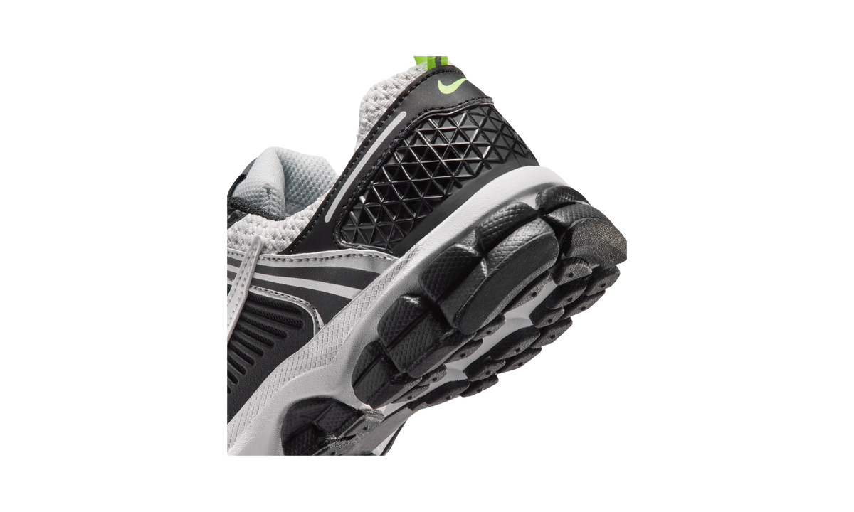 Nike Vomero 5 Black Photon Dust Volt Ice