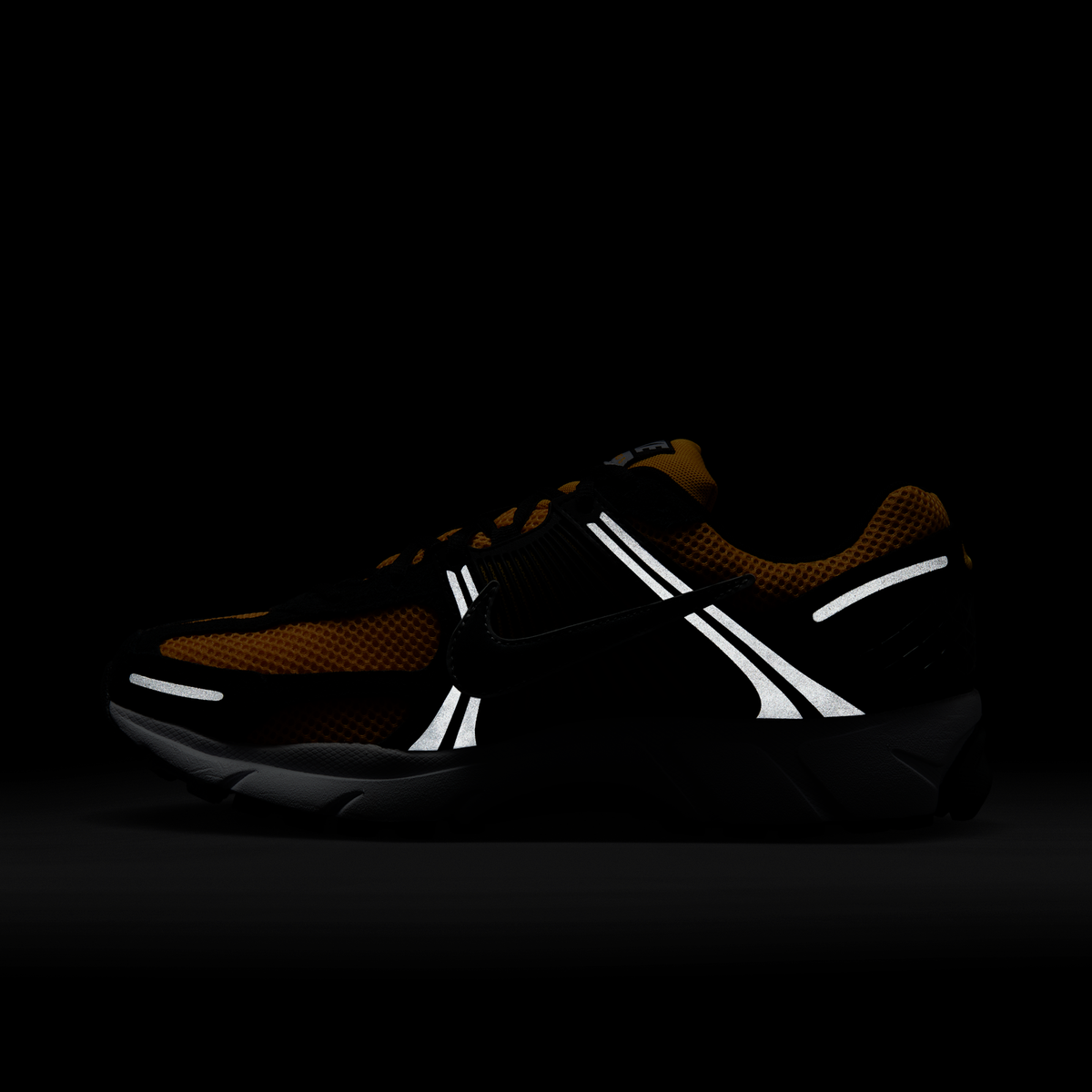Nike Zoom Vomero 5 Sundial