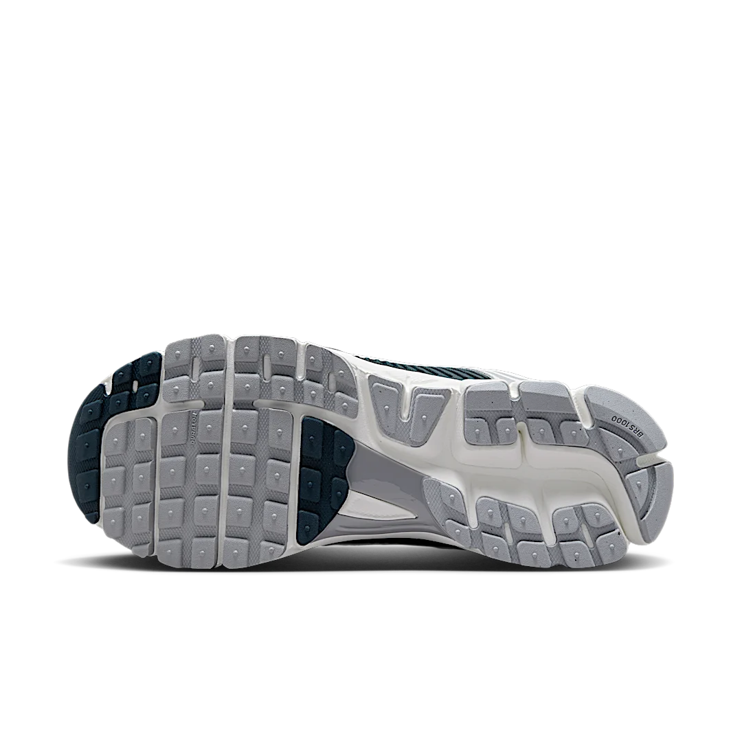 Nike Zoom Vomero 5 White Armory Navy, White/Armory Navy/Sail/Metallic Silver (HV2412-100)