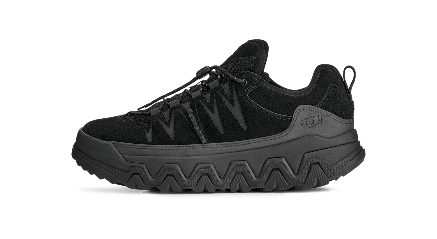 UGG CapTrail Low Black, Black (1158252-BLK)